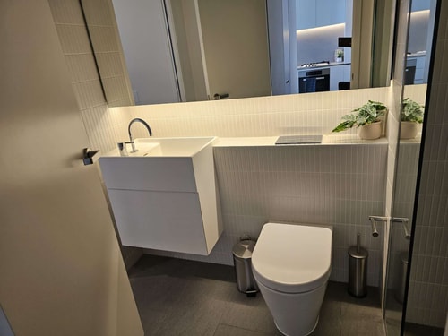 Cozy 1 Bedroom Apartment In South Bank 10 Serain Residences