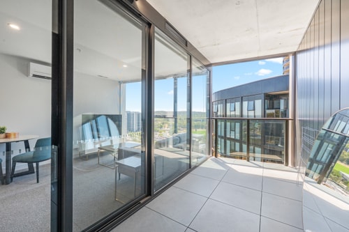 Modern & Cozy 1-Bedroom Apartment in Phillip 20 Serain Residences