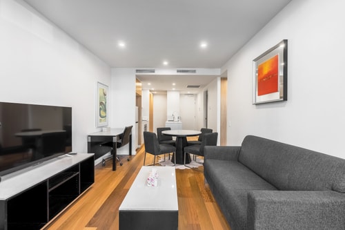 Cozy and Central Located 2BDR Apartment w/Parking 1 Serain Residences