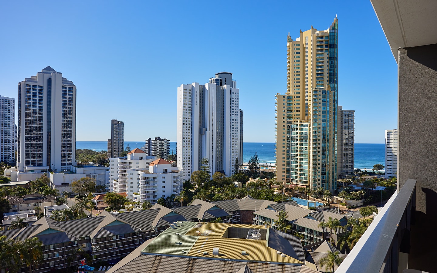 Cozy 2 bedroom apartment in Surfers Paradise 2 Serain Residences