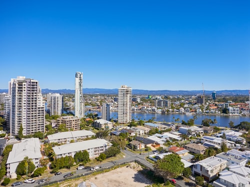 1Bedroom Apartment river view in Central surfers 5 Serain Residences