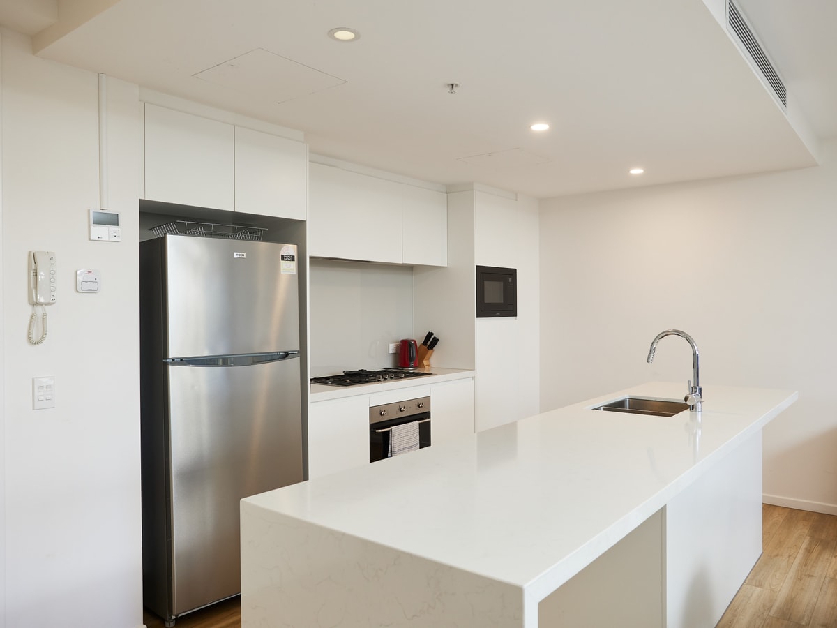 Convenient Located Villa in Heart Surfers Paradise 8 Serain Residences