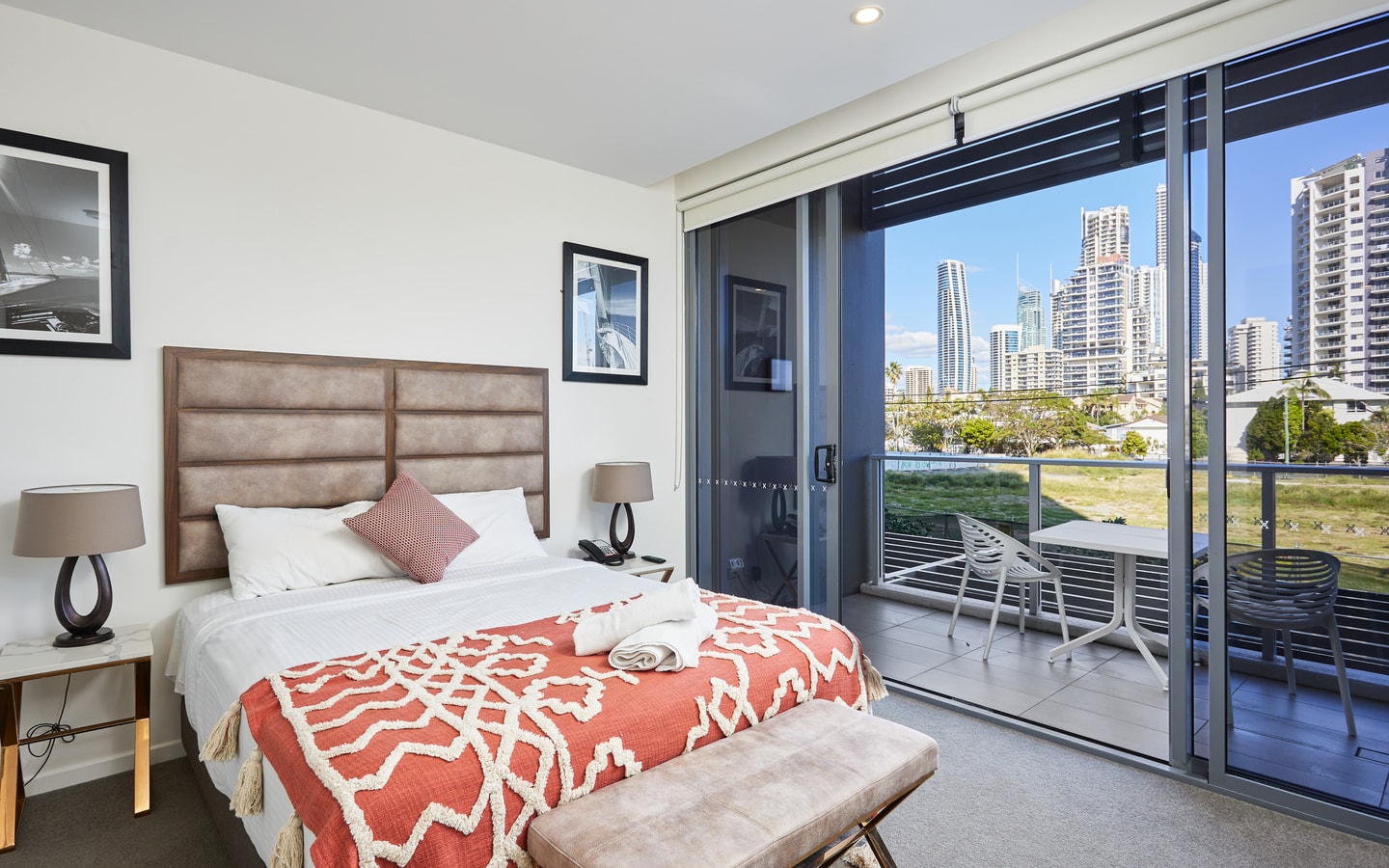 Convenient Located Villa in Heart Surfers Paradise 3 Serain Residences