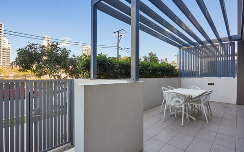 3 bedroom Villa in Center of Surfers Paradise 9 Serain Residences