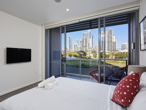 3 bedroom Villa in Center of Surfers Paradise 5 Serain Residences