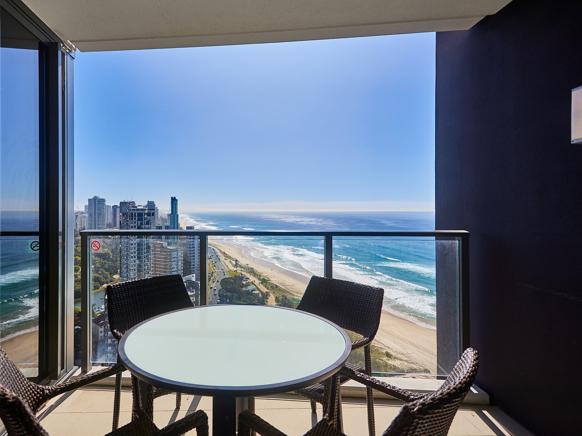 Boutique and cozy Apartment Beachside ocean view 20 Serain Residences