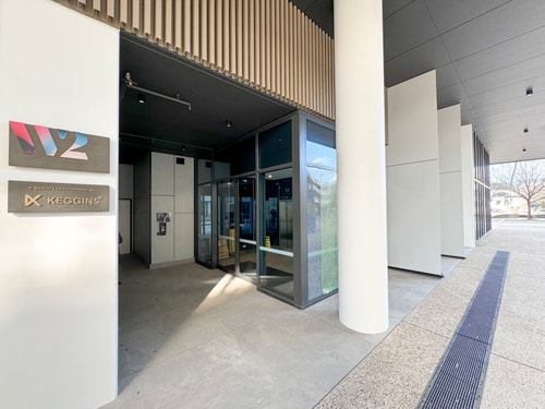 Modern One-bedroom in Phillip with Parking 10 Serain Residences