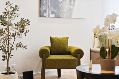 Stylish Sandringham Urban Townhouse by Hyde Park 5 Serain Residences