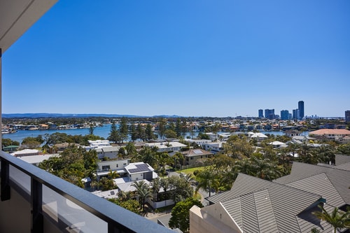 Coast life 2 bedroom Apartment In Surfers Paradise 3 Serain Residences