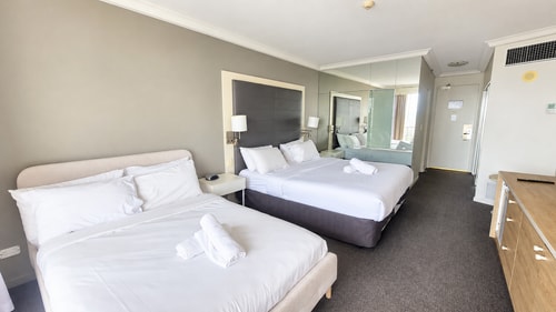Private Hotel Room Near Beach | 3 Min Tram | Max 4 5 Serain Residences