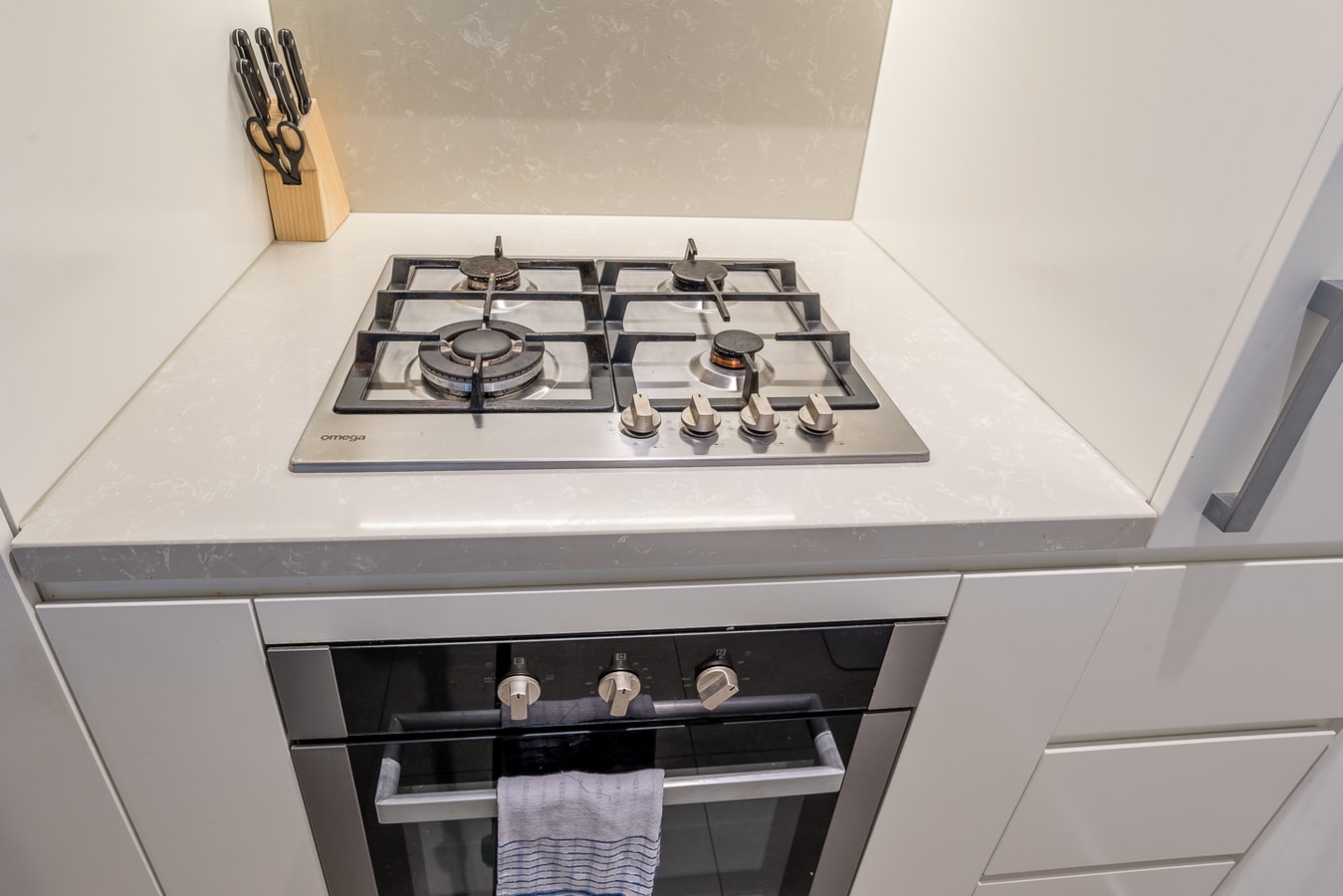 Bright and Sunny 1Bedroom Apartment + Rooftop Pool 9 Serain Residences