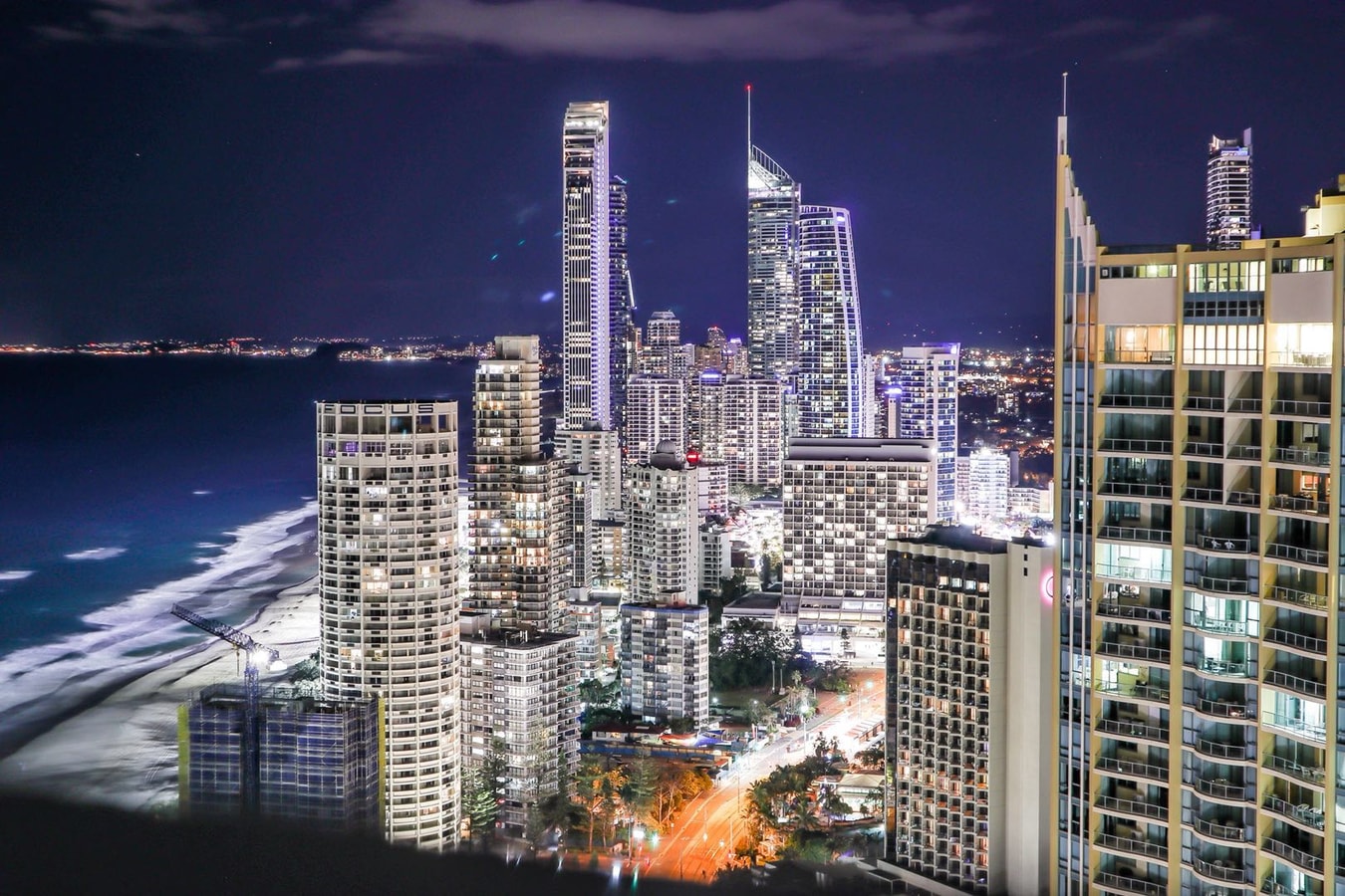 Ocean view beachside 2bedroom Apartment In Surfers 26 Serain Residences