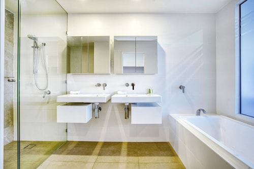 Comfort 3 bedroom Villa In Center Surfers Paradise 11 Serain Residences