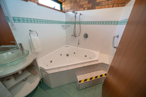 Adorable Lodge 1 AT Blickinstal Retreat 9 Serain Residences