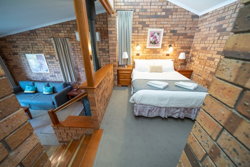 Adorable Lodge 1 AT Blickinstal Retreat 5 Serain Residences