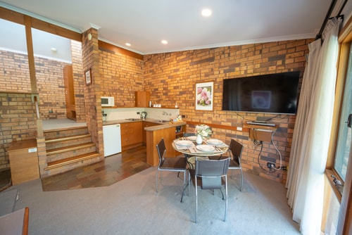 Adorable Lodge 1 AT Blickinstal Retreat 2 Serain Residences
