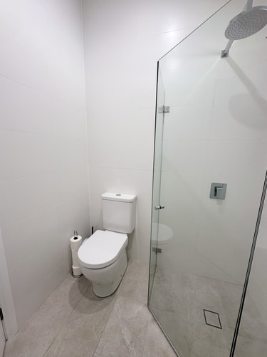 Water View 4Bedroom Peaceful Riverside Retreat 24 Serain Residences