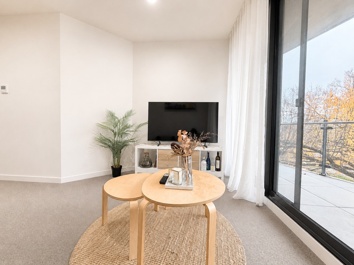 7Min to Canberra Centre | Modern 1BR Apt w/Parking 2 Serain Residences
