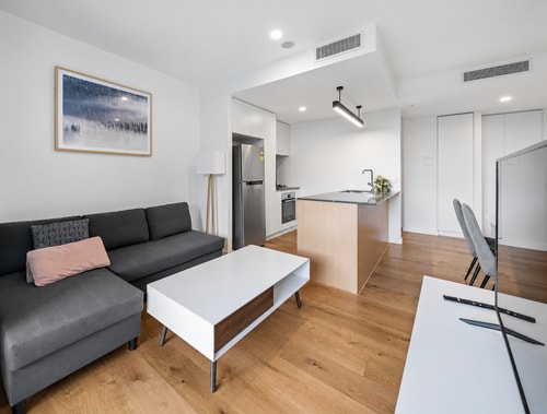 Central Located 1BR w/Parking | Near CBD & Transit 0 Serain Residences