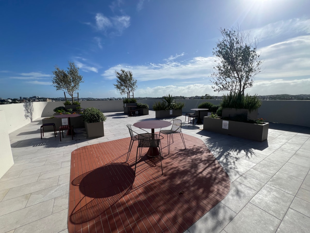 Riverside Modern 2BR East Brisbane w/Parking 13 Serain Residences