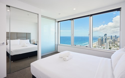 47th Floor Ocean view 3-bedroom with Parking 3 Serain Residences