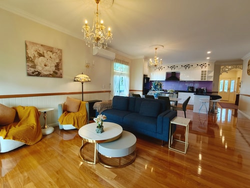 4BR Upper House Close to Blue Mountains Highlights 19 Serain Residences