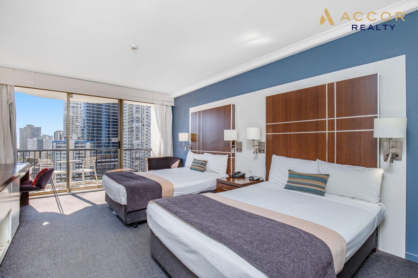Ocean View 2 Double-bed Hotel Room On View Avenue 2 Serain Residences