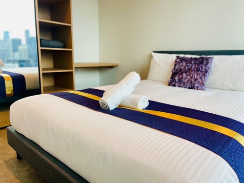 Urban 1BRD Living Minutes to Crown & Riverside 9 Serain Residences