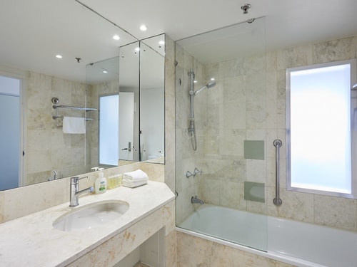 King and Double-bed Comfy Suite on View Ave 6 Serain Residences