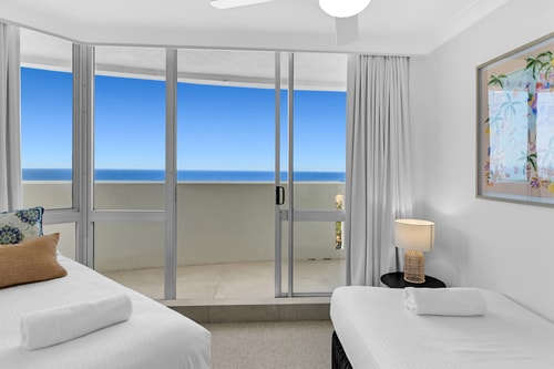 Breathtaking Ocean view 3Bedrooms Unit next Beach 8 Serain Residences