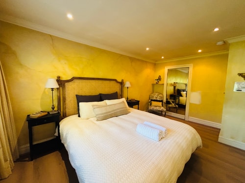 Leura's Magical Manderley - 1 Bedroom Unit 3 Serain Residences