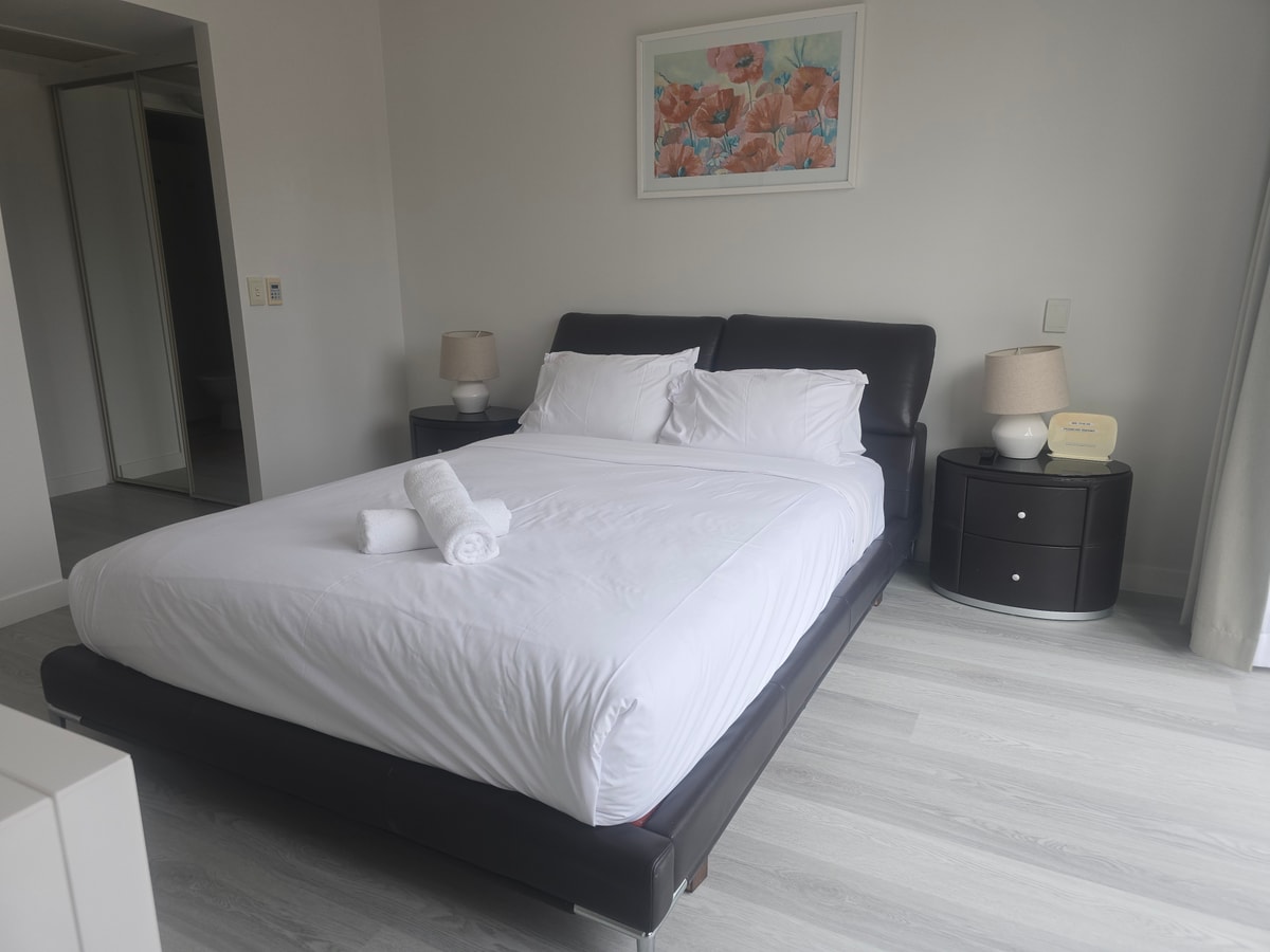 Crown Towers Stunning 1 Bed Apt Surfers Paradise 31 Serain Residences