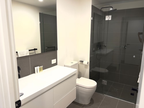 Fortitude Valley 2 bedroom Apartment with Parking 10 Serain Residences