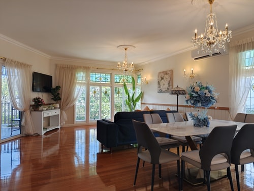 4BR Upper House Close to Blue Mountains Highlights 26 Serain Residences