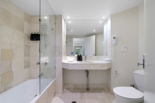 Cozy Ocean View Twin Studio Surfers Paradise 8 Serain Residences