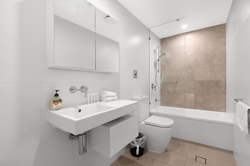 Comfortable 2 bedroom Apartment in Central Surfers 11 Serain Residences