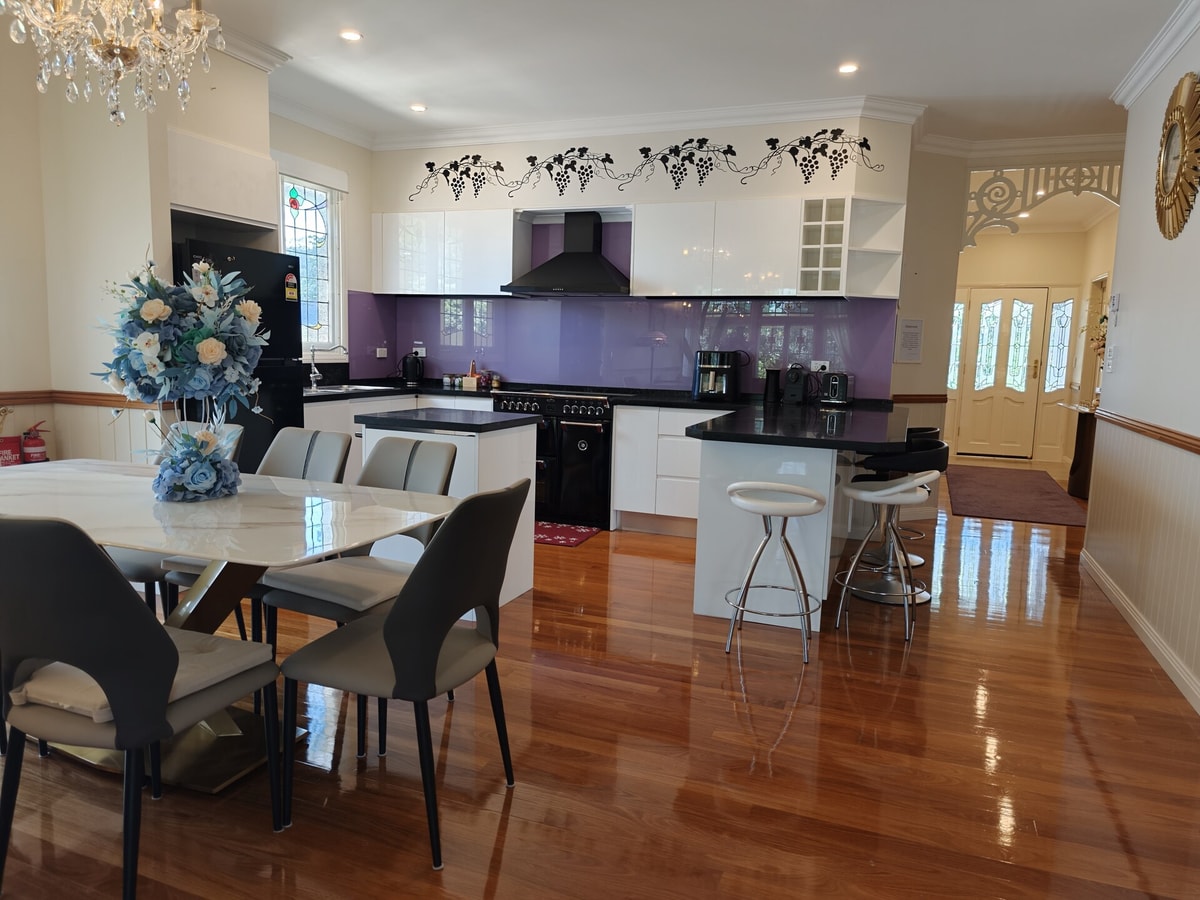 4BR Upper House Close to Blue Mountains Highlights 13 Serain Residences
