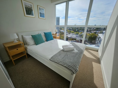 Convenient Located 2BDR apartment with Parking 2 Serain Residences