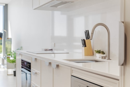 Stylish 1BDR Sunlit Apartment w Rooftop Pool & Gym 5 Serain Residences