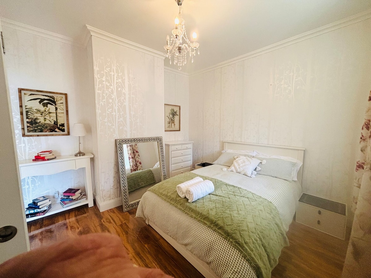 3BDR Blue Mountains Hideaway in Central Katoomba 4 Serain Residences