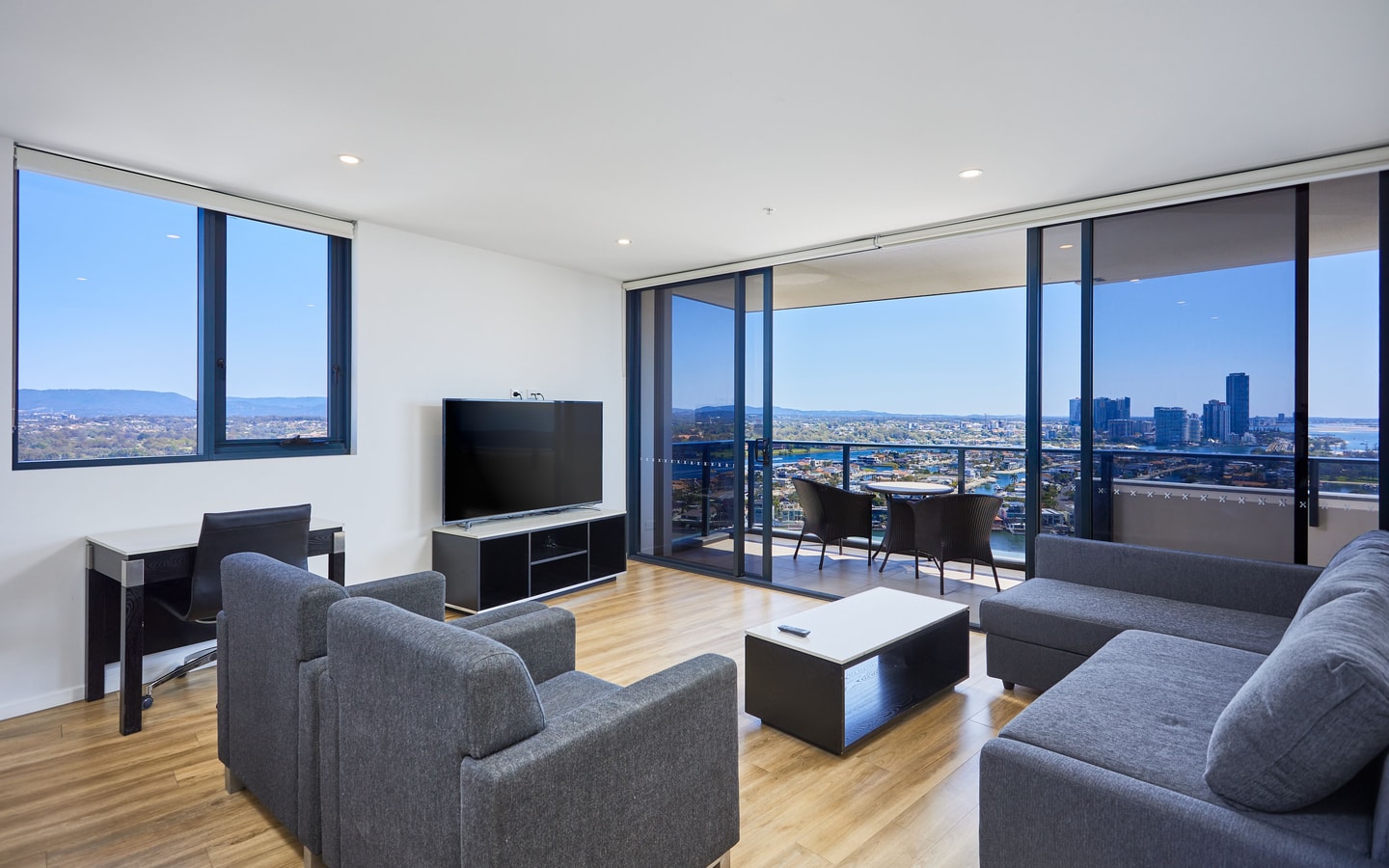Splendid Ocean and River view 3 Bedroom Apartment 3 Serain Residences