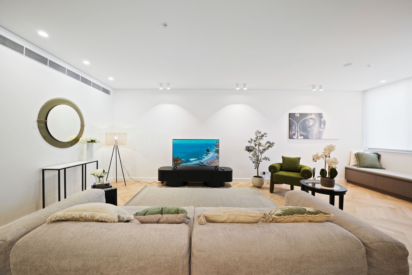 Stylish Sandringham Urban Townhouse by Hyde Park 32 Serain Residences