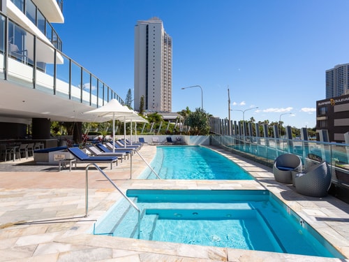 Lvl 23 |  Unbearable Ocean View 1BR | 50m to beach 17 Serain Residences