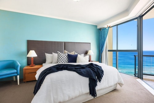 Spacious Ocean View 1-Bedroom + Parking in Surfers 2 Serain Residences