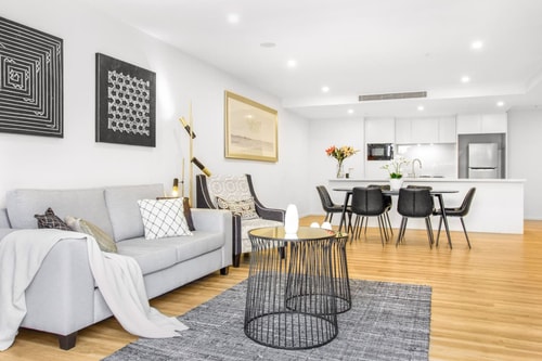 Exquisite and Stylish Villa in Surfers Paradise 6 Serain Residences