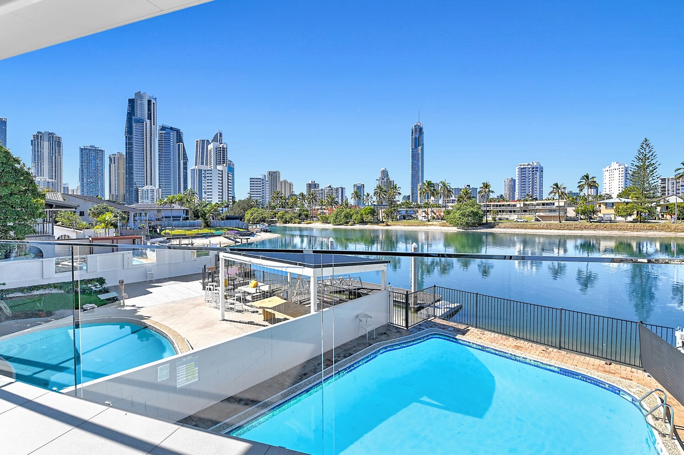 Spacious 4-Bedroom Riverside Home Surfers Paradise 10 Serain Residences