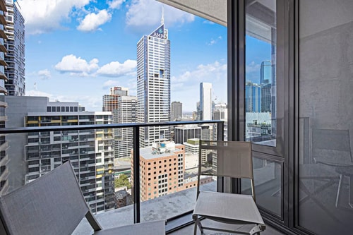 Modern One-bedroom Apt in the Heart of Melbourne 4 Serain Residences