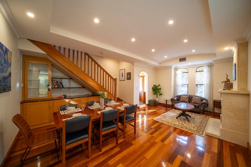 Cozy Home 5mins Walk from Beach with Fireplace 6 Serain Residences