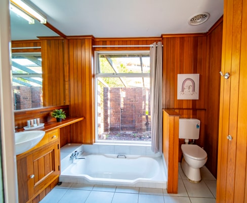 Tranquil Escape: The Gerald House Near the City 57 Serain Residences
