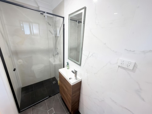 Spacious Homelike King Studio Retreat in Roseville 4 Serain Residences